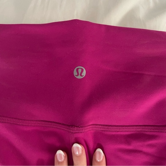 LULULEMON BIKER SHORTS Ripened Raspberry Pink - Picture 6 of 7